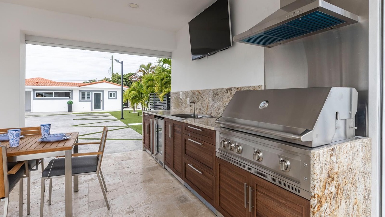 Photo of Outdoor in Hialeah