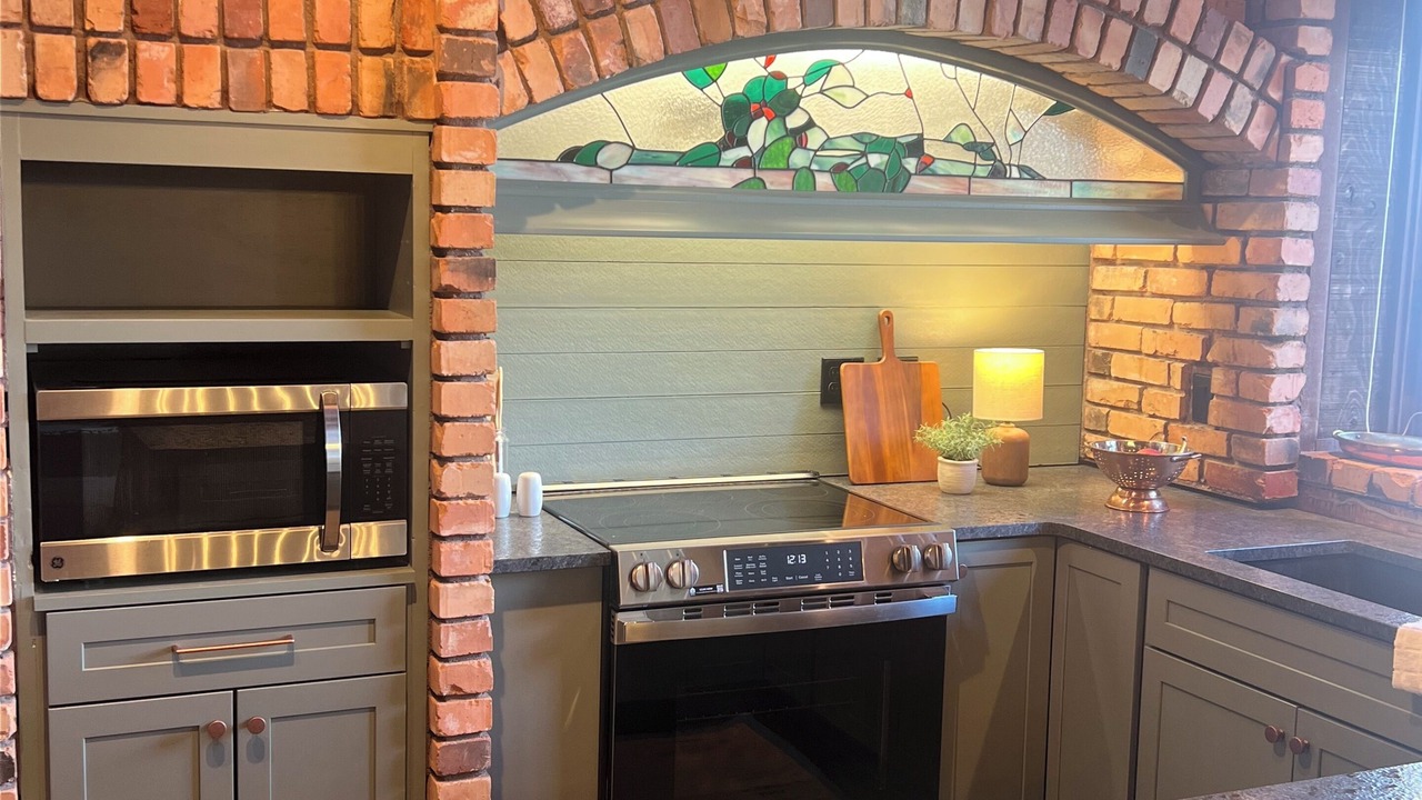 Photo of Kitchen in Big Arm