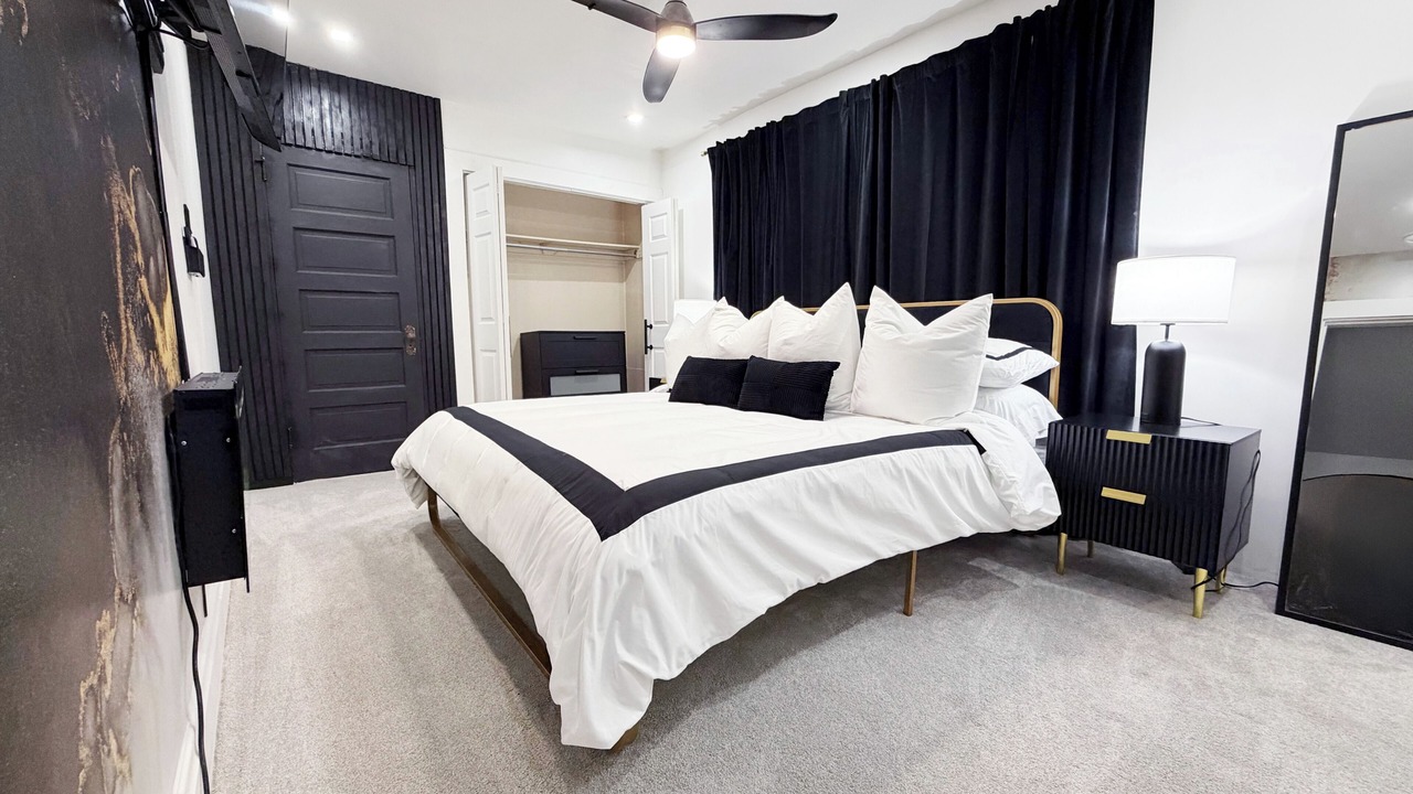 Photo of Bedroom in Coraopolis