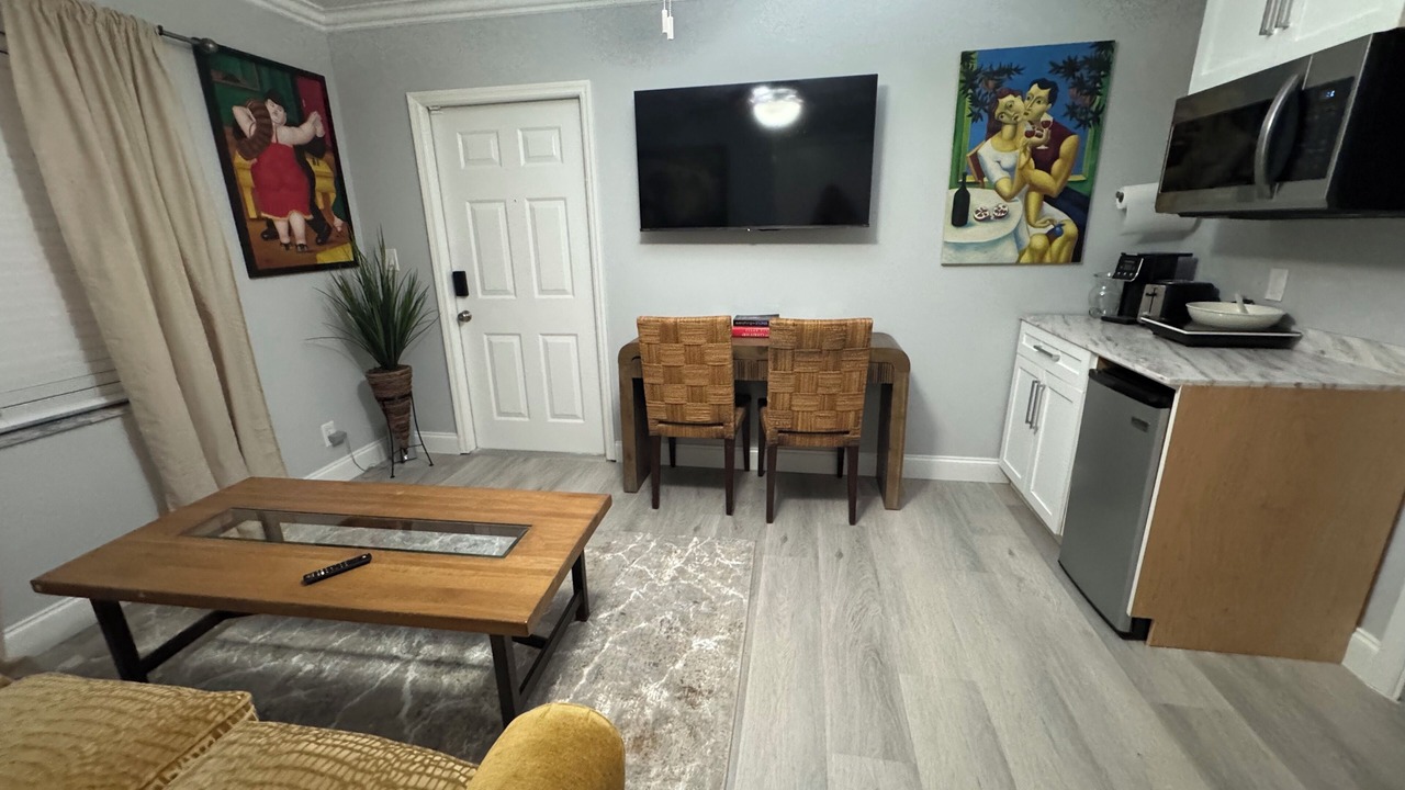 Photo of Livingroom in Boca Raton