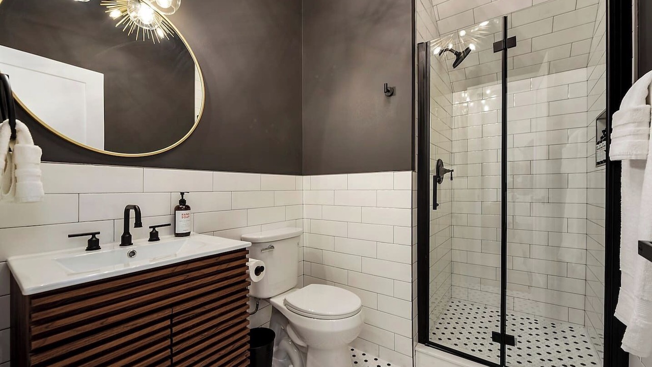 Photo of Bathroom in East Allegheny