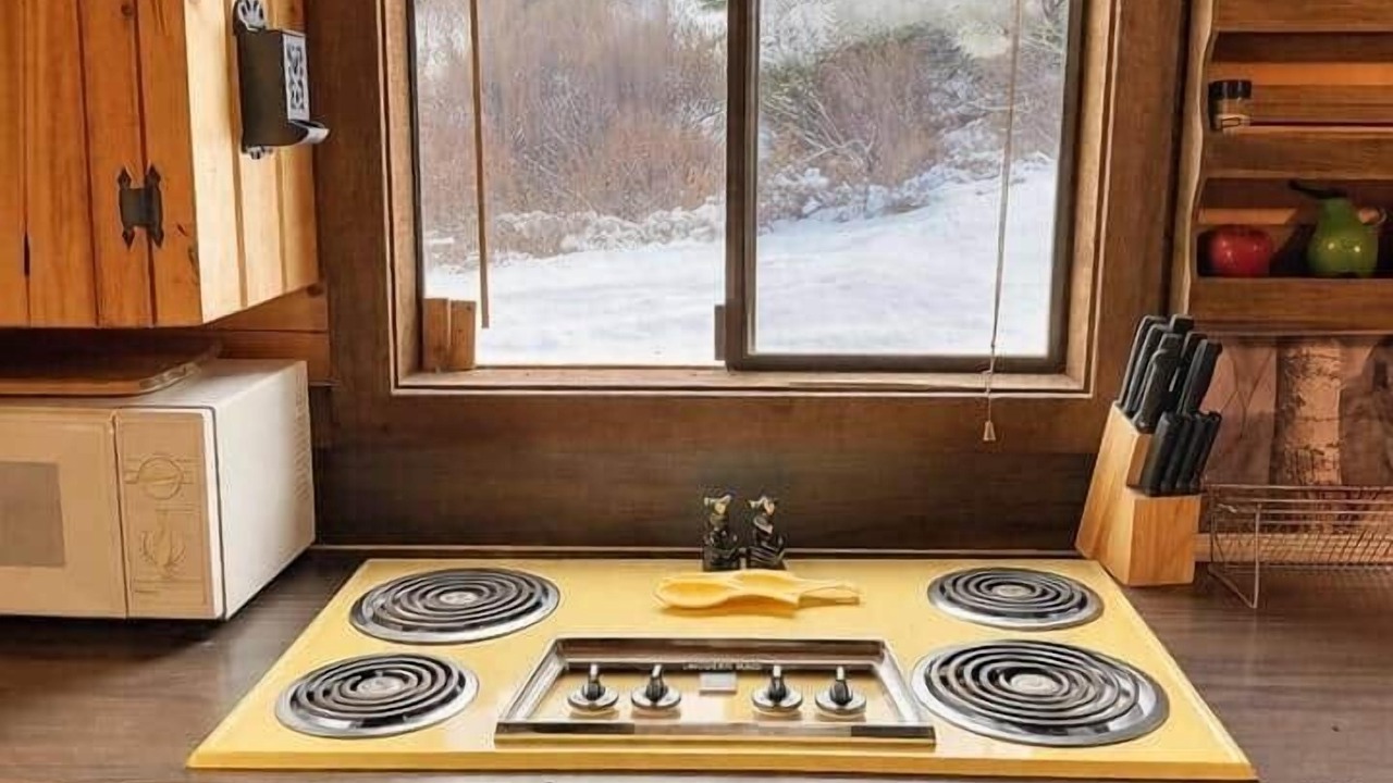 Photo of Kitchen in East Glacier Park