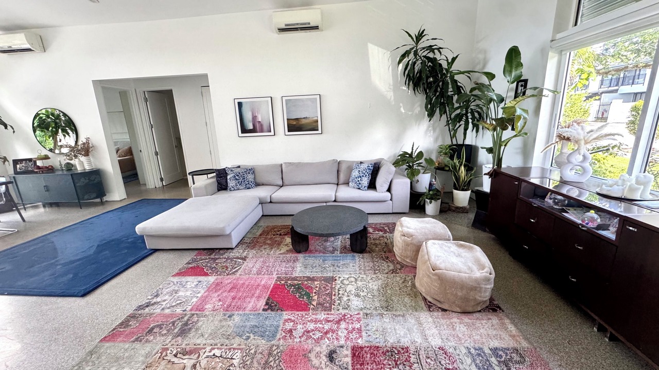 Photo of Livingroom in Ojus