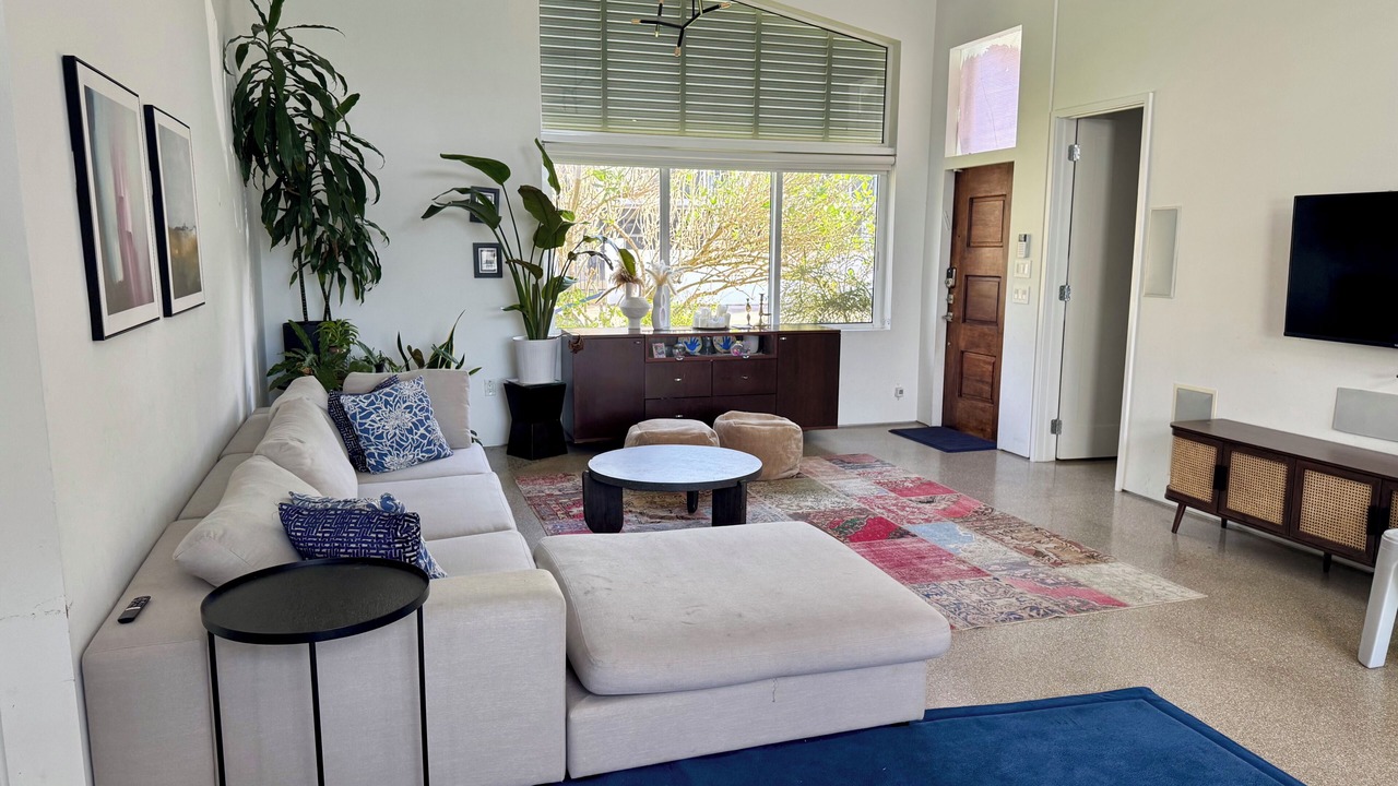 Photo of Livingroom in Ojus