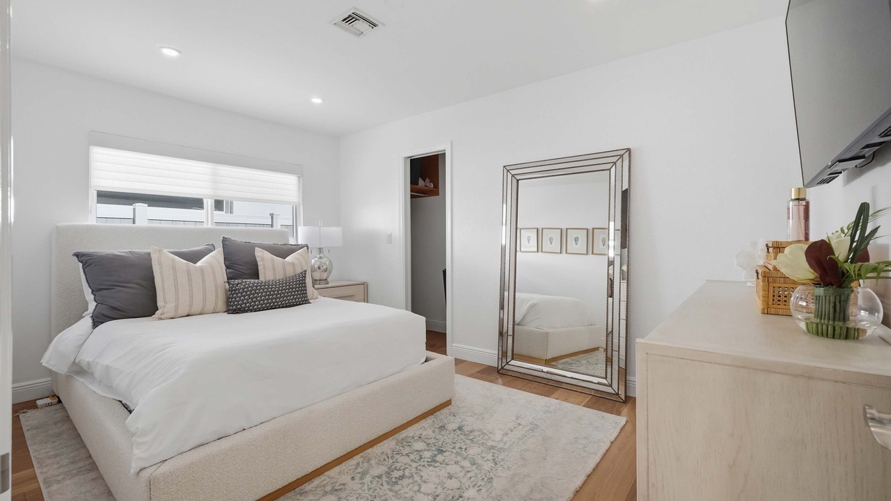 Photo of Bedroom in Bermuda Riviera