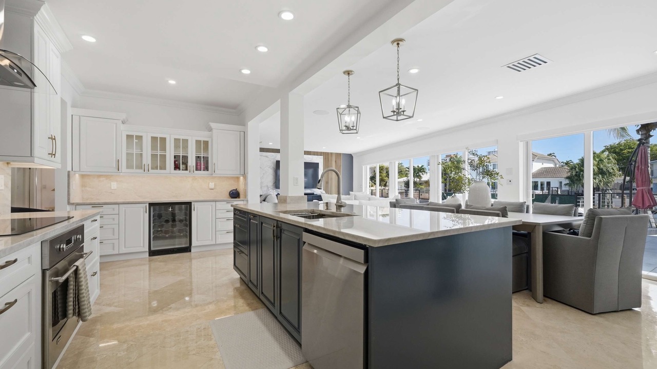 Photo of Kitchen in Bermuda Riviera