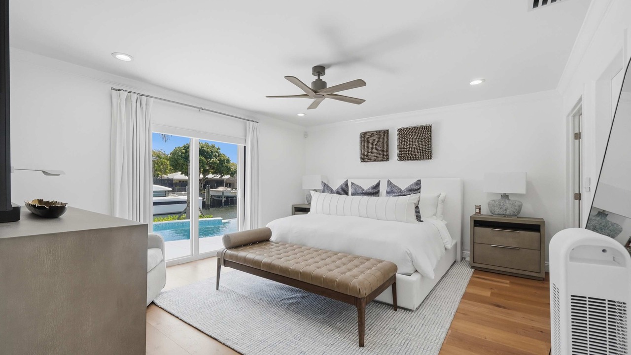 Photo of Bedroom in Bermuda Riviera