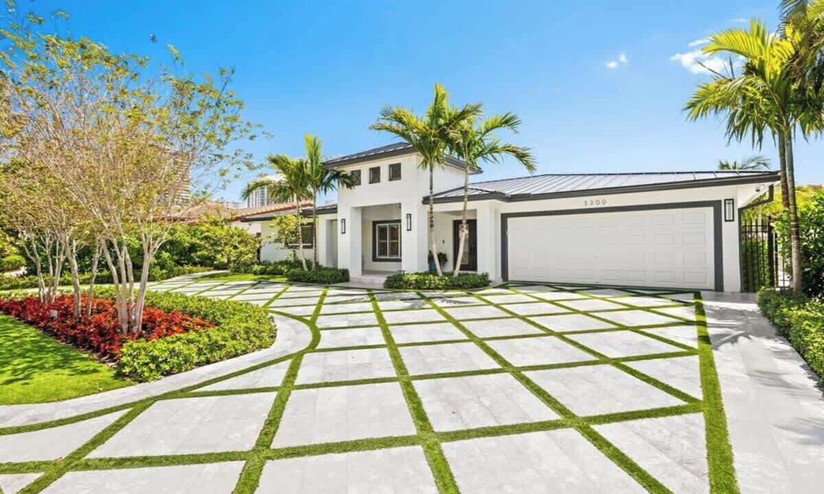 Photo of Outdoor in Bermuda Riviera