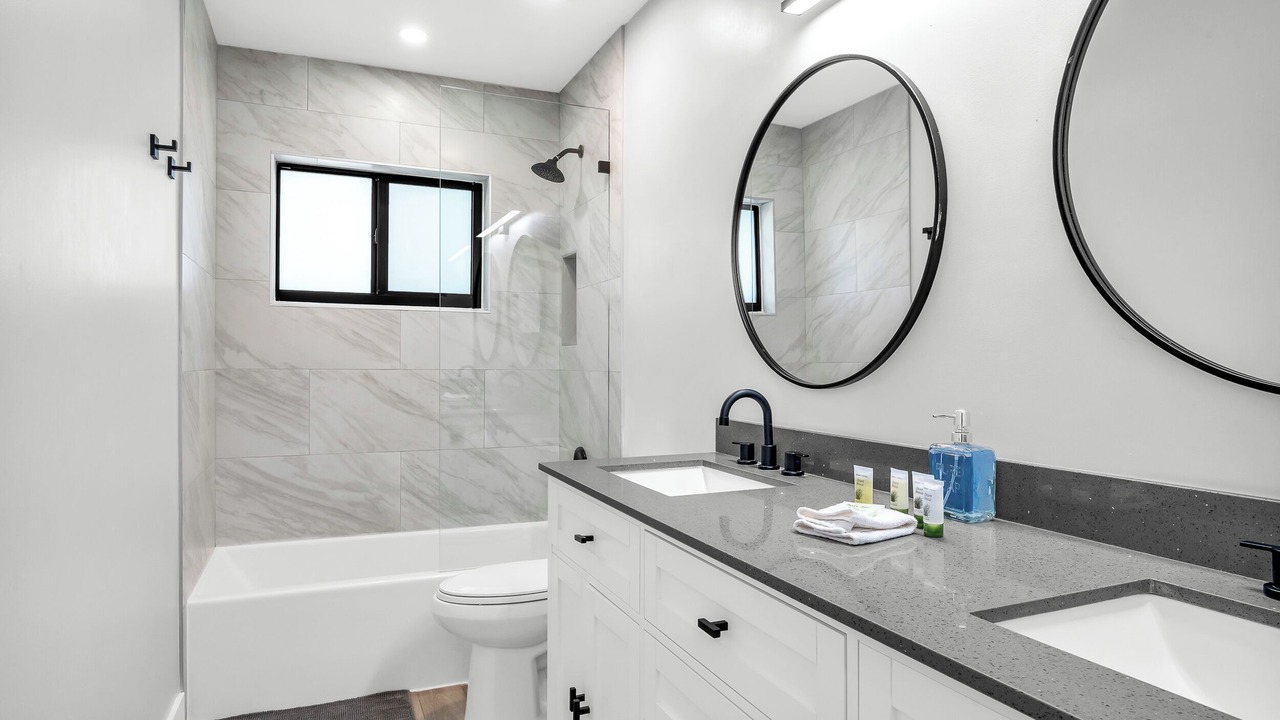 Photo of Bathroom in Victoria Park