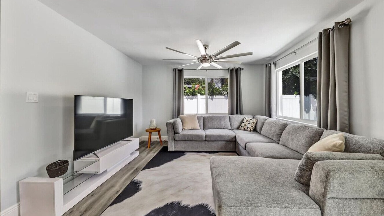Photo of Livingroom in Poinsettia Heights