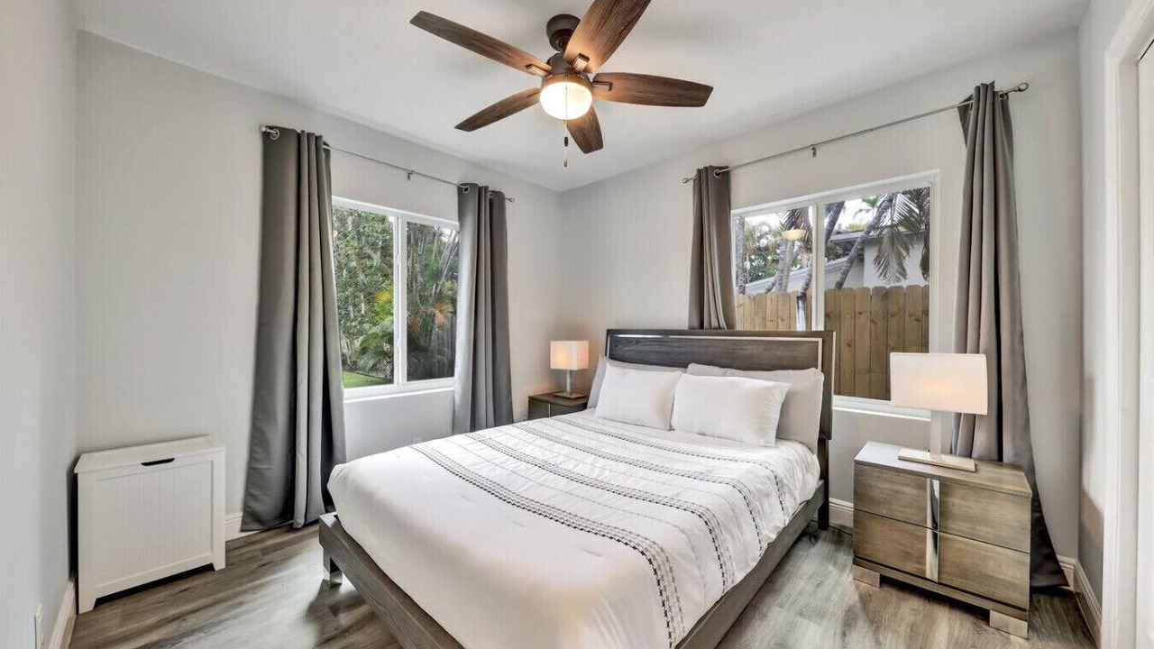 Photo of Bedroom in Poinsettia Heights