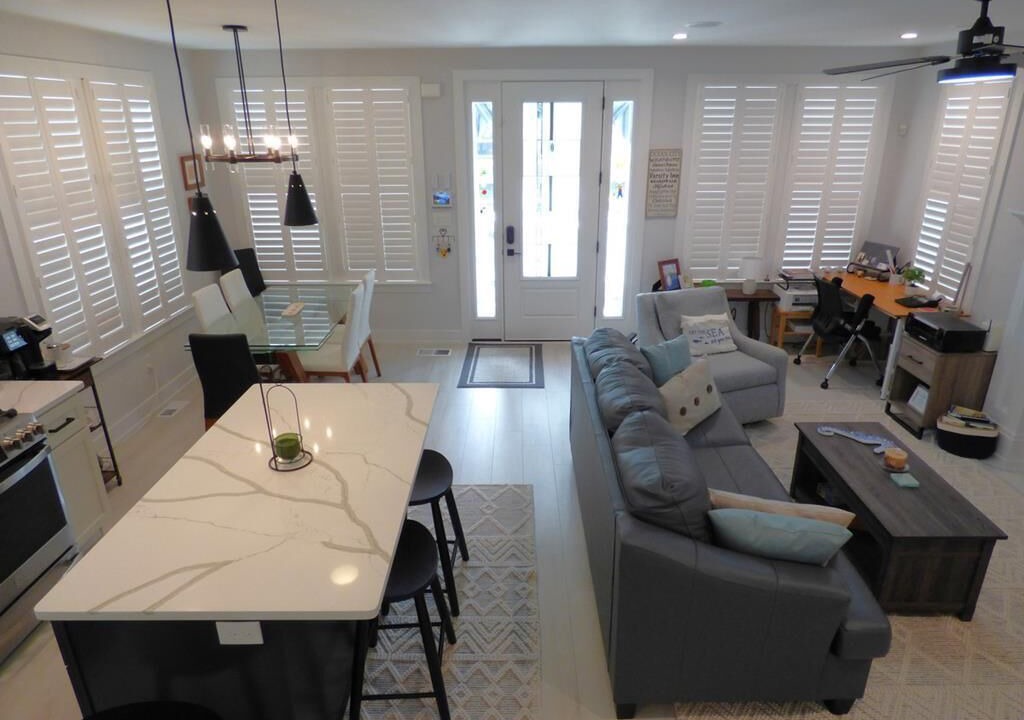 Photo of Livingroom in North End