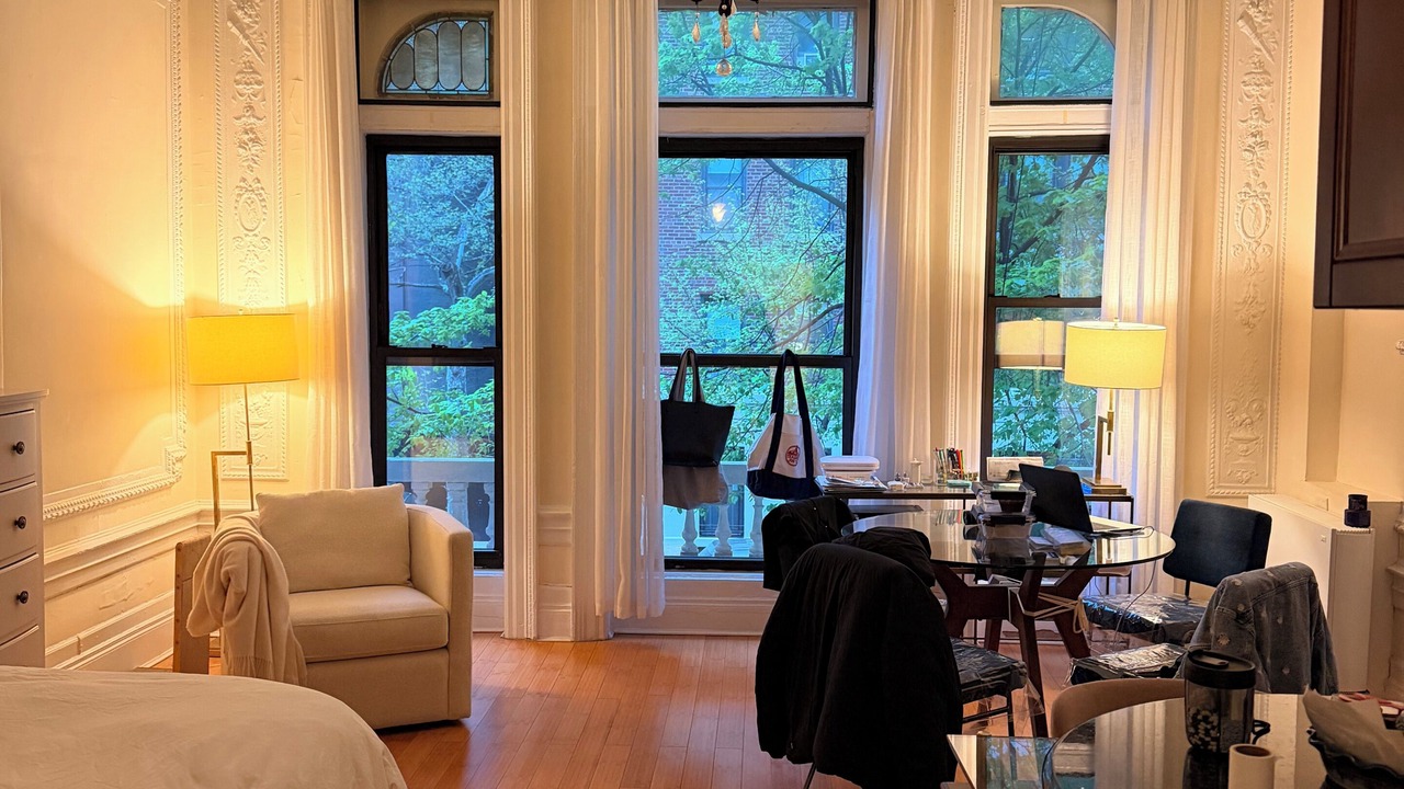 Photo of Bedroom in Bloomingdale