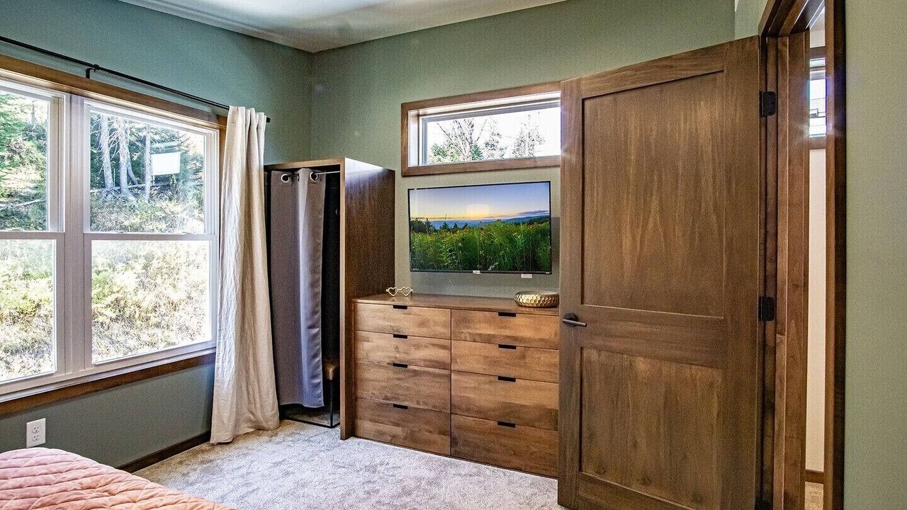 Photo of Bedroom in Snowshoe