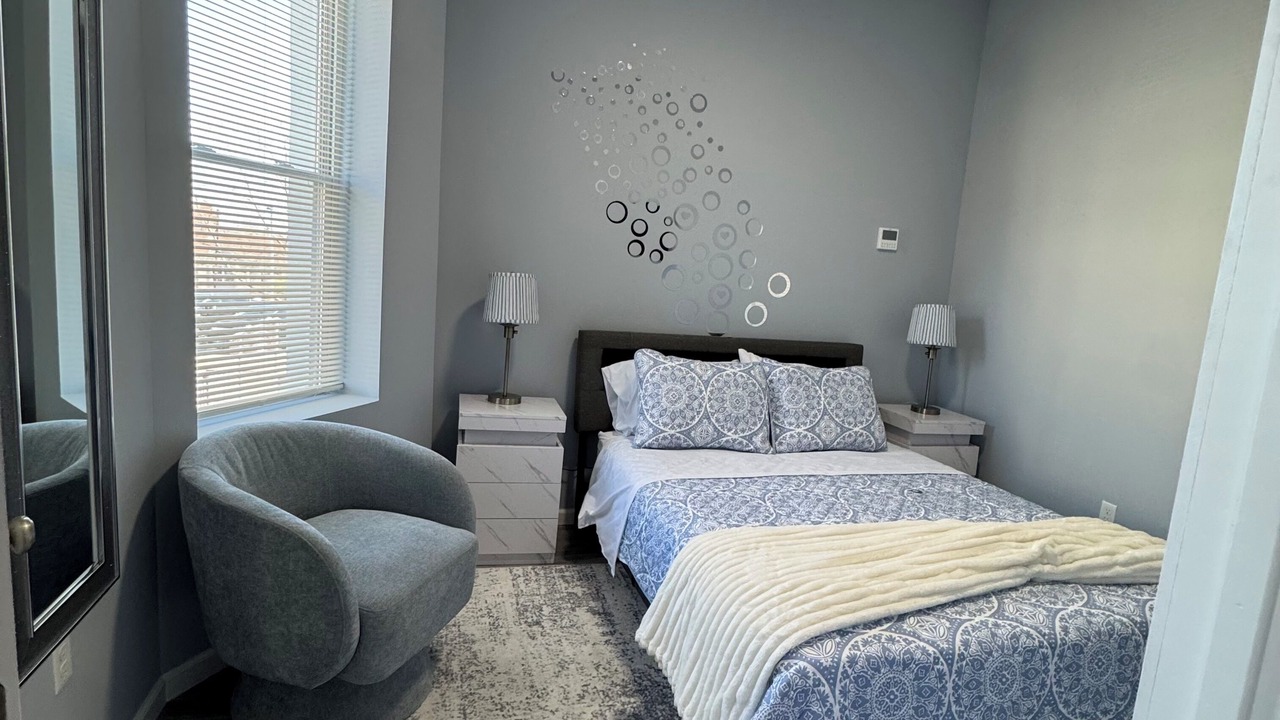 Photo of Bedroom in Forest Hill