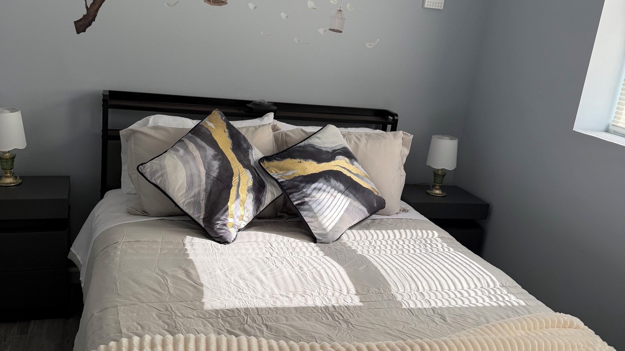Photo of Bedroom in Forest Hill