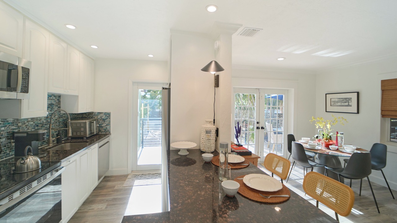 Photo of Kitchen in South Middle River