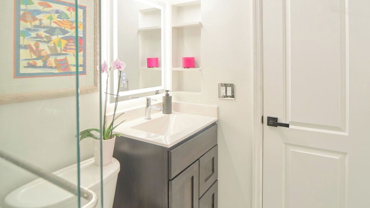 Photo of Bathroom in South Middle River