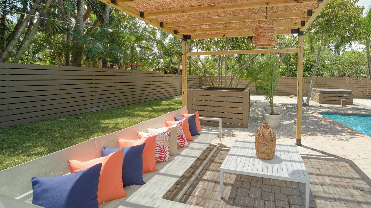 Photo of Patio Balcony in South Middle River