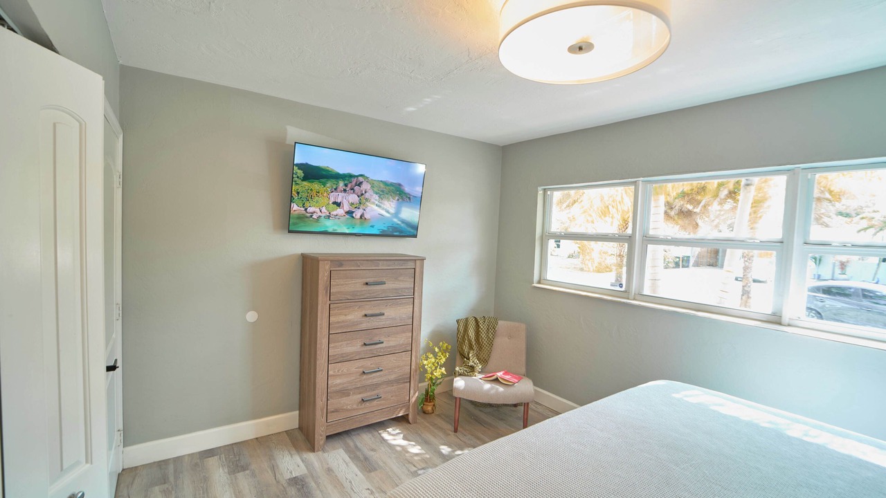 Photo of Bedroom in South Middle River