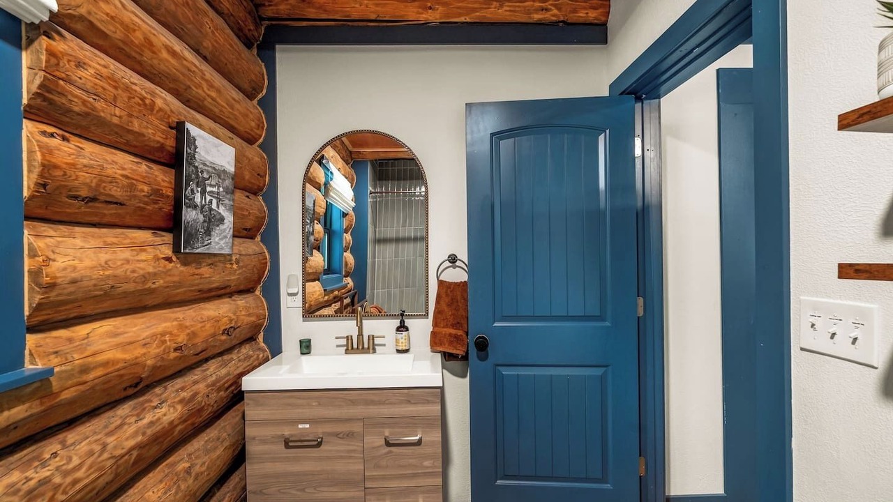 Photo of Bathroom in West Glacier