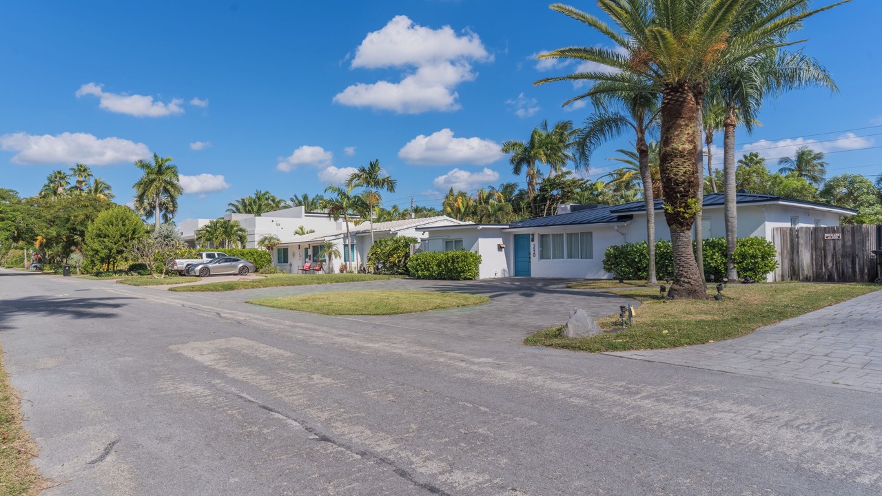 Photo of Outdoor in Poinsettia Heights