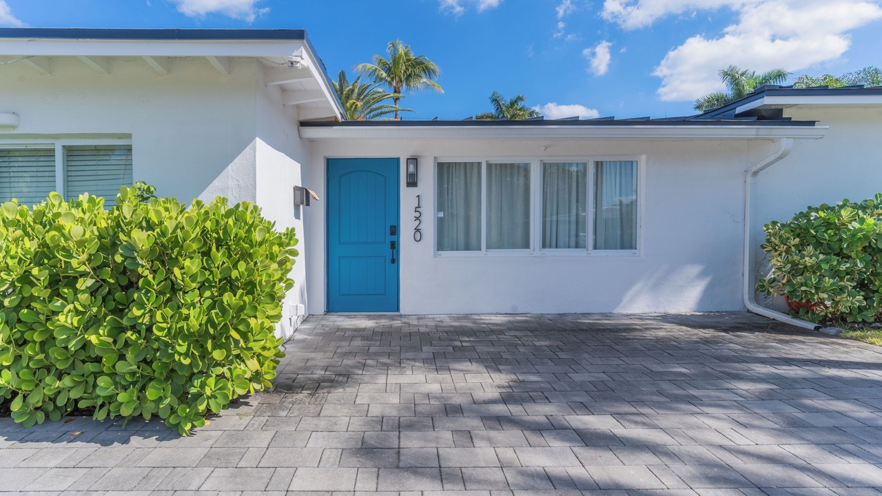 Photo of Outdoor in Poinsettia Heights