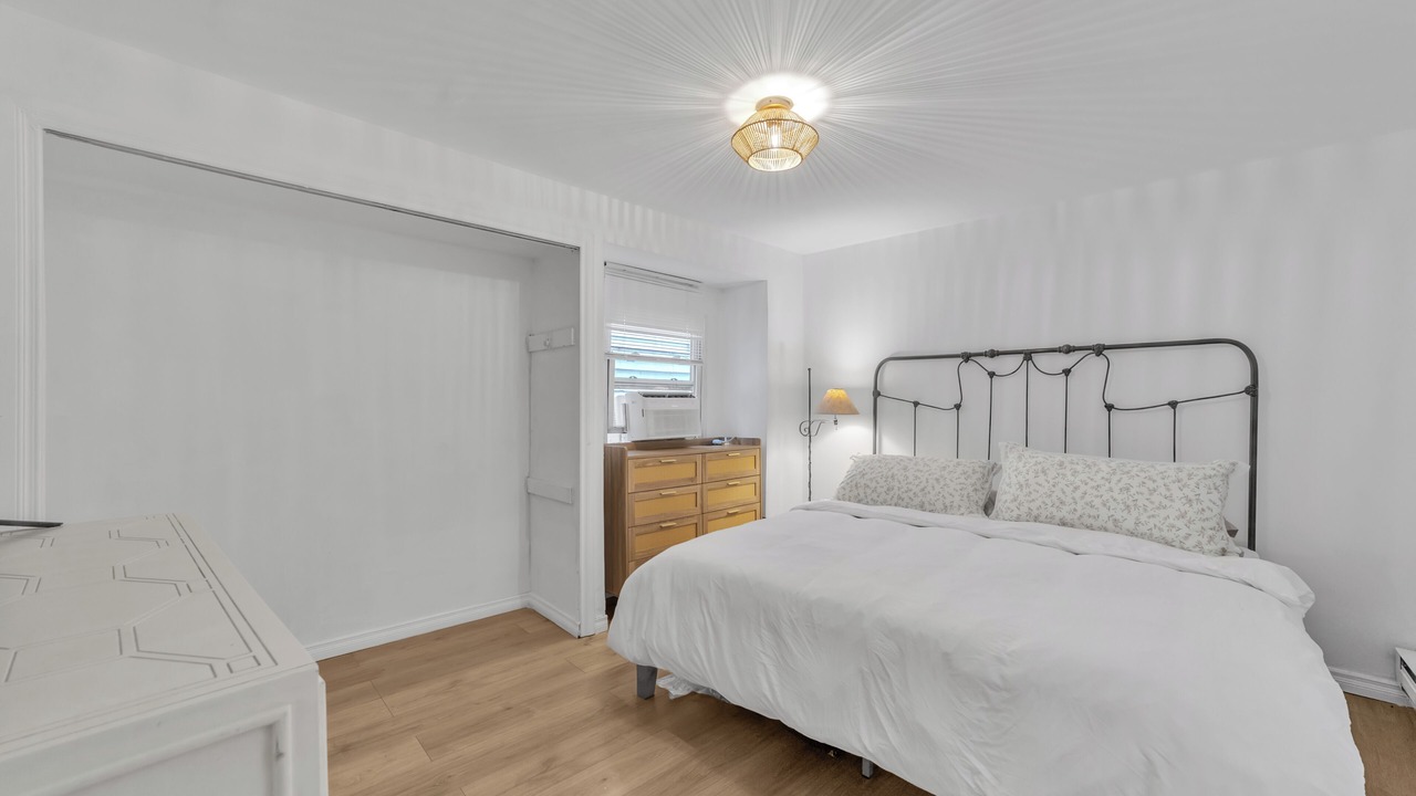 Photo of Bedroom in Weehawken