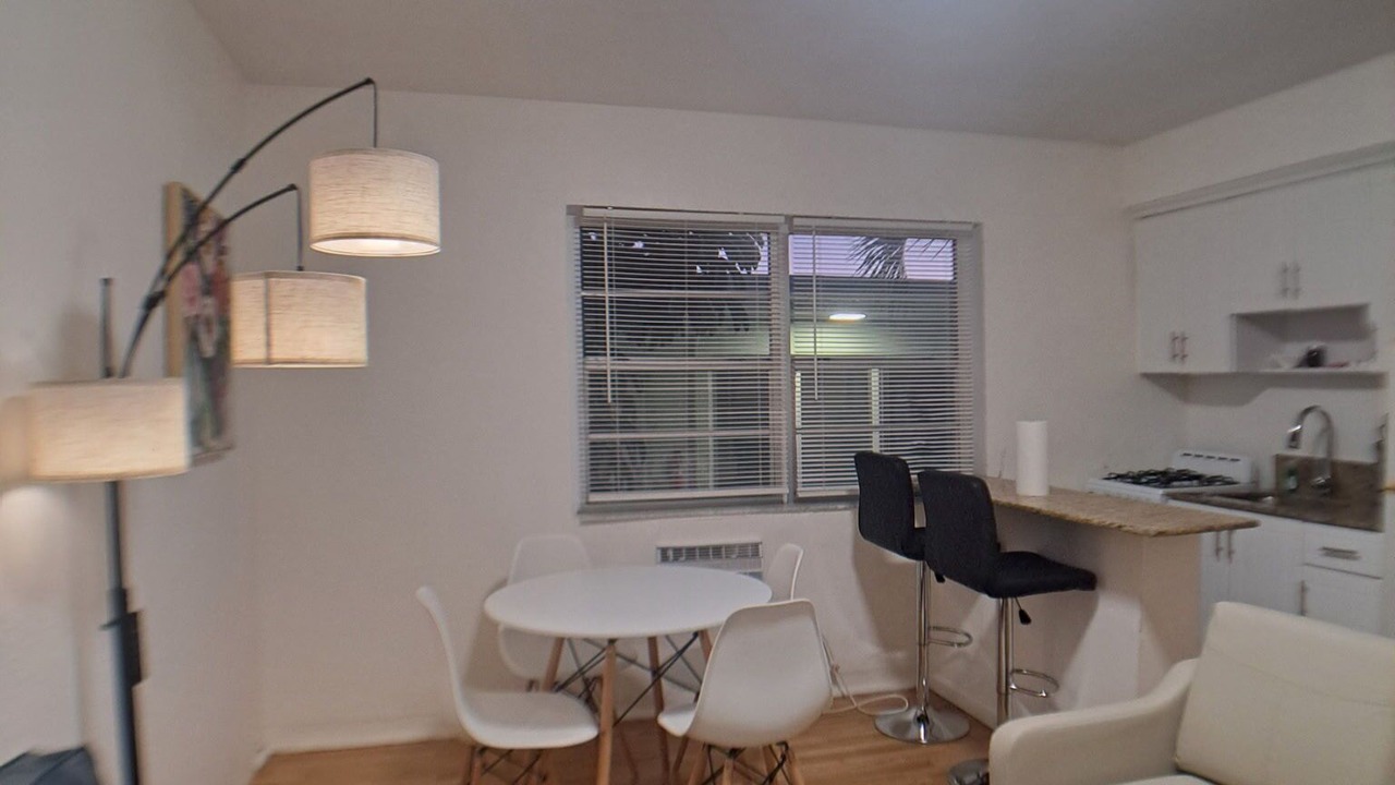 Photo of Livingroom in Surfside
