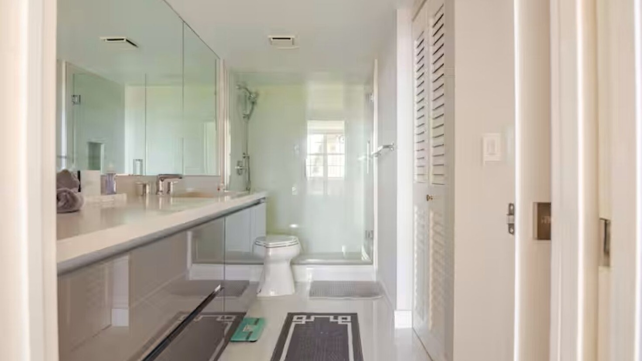 Photo of Bathroom in Aventura