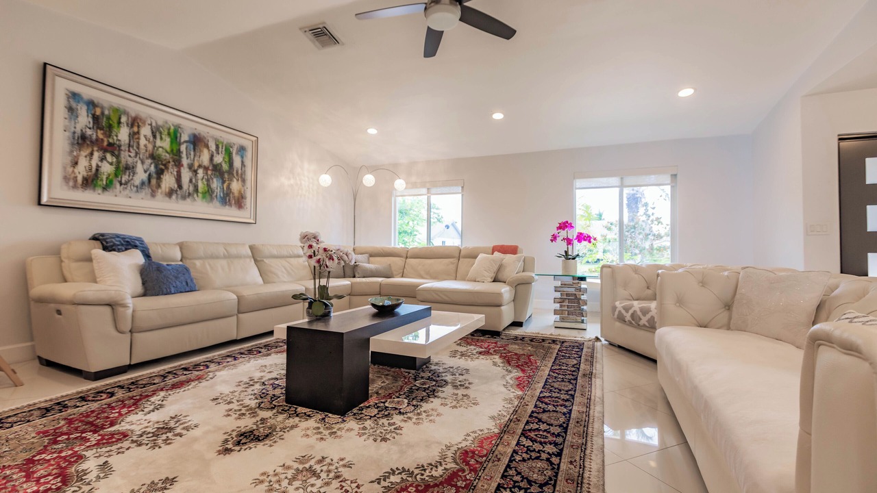 Photo of Livingroom in Deerfield Beach