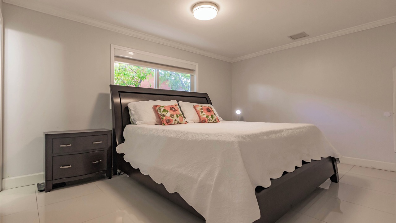 Photo of Bedroom in Deerfield Beach