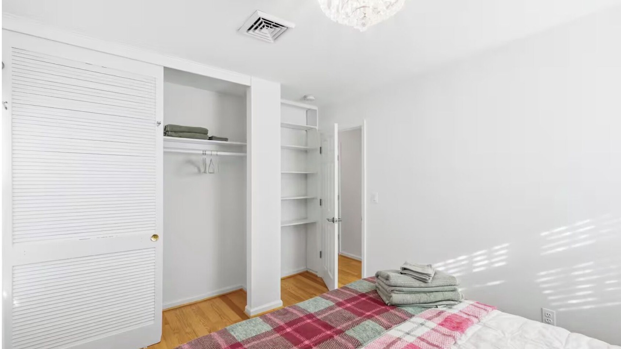 Photo of Bedroom in North Beach