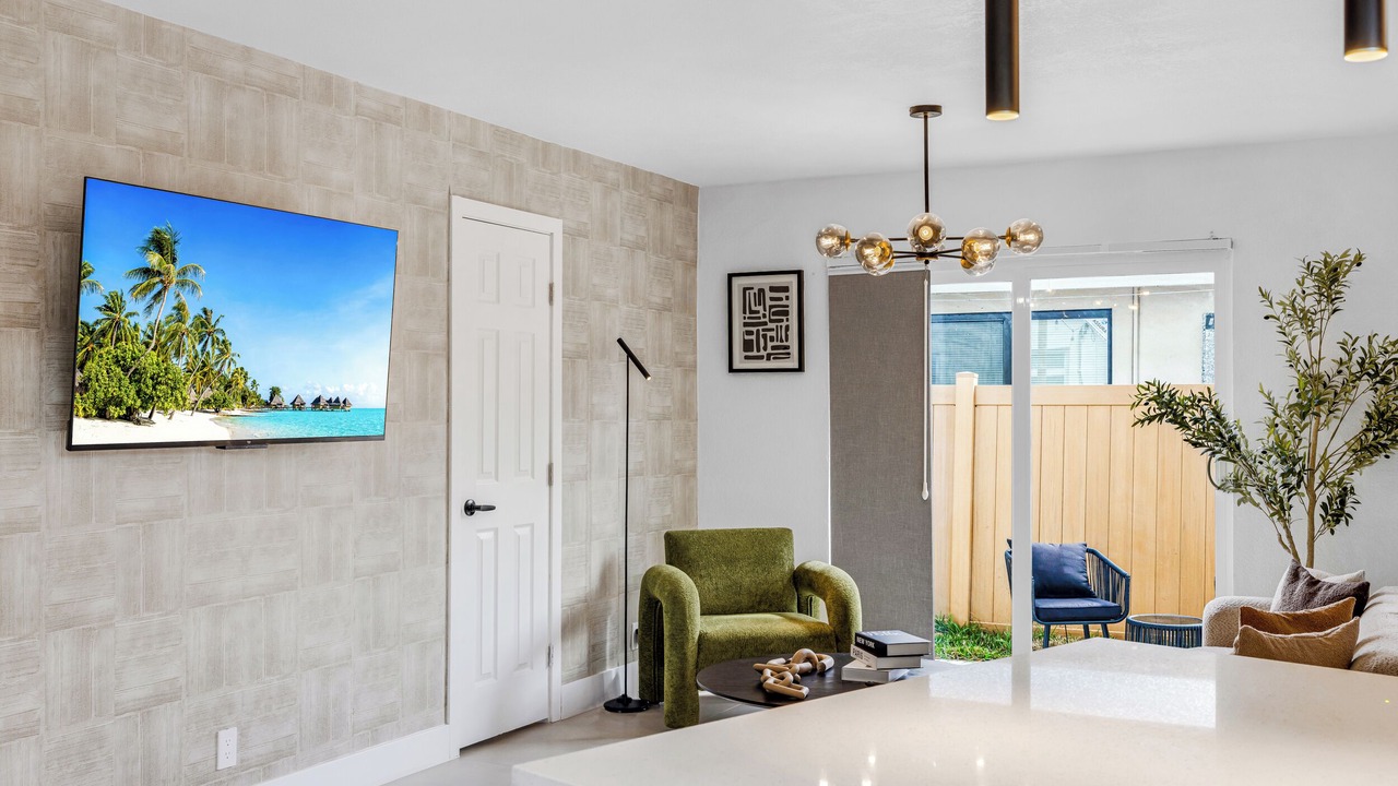 Photo of Livingroom in Coral Ridge Isles