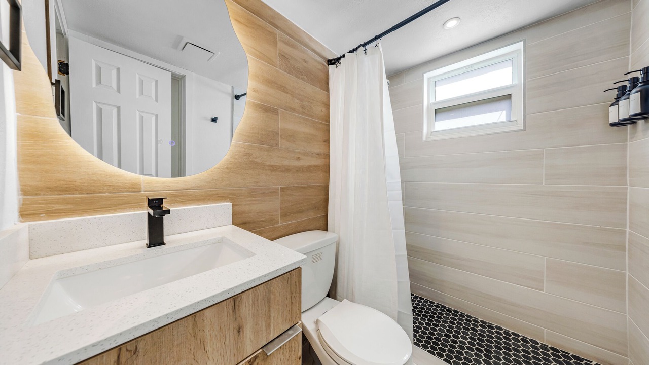 Photo of Bathroom in Coral Ridge Isles