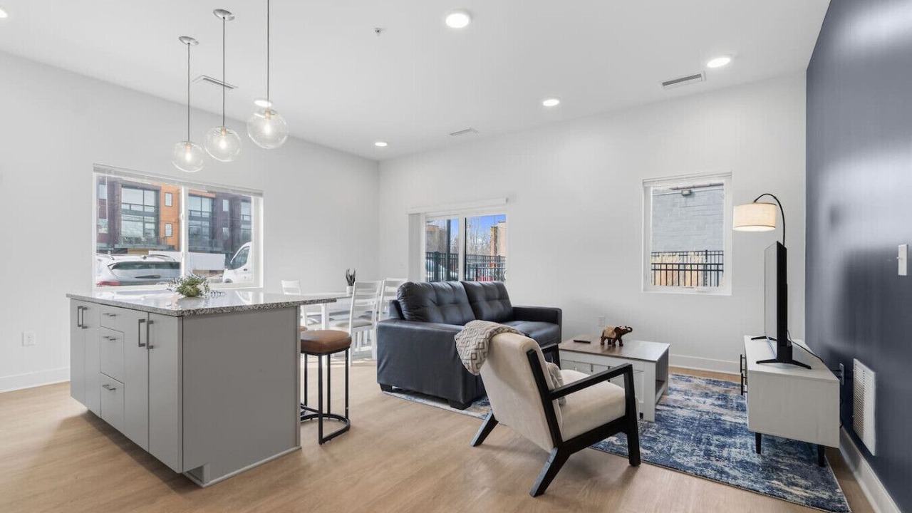 Photo of Livingroom in Little Italy