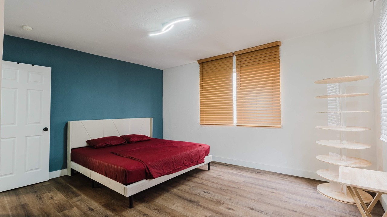 Photo of Bedroom in North Beach