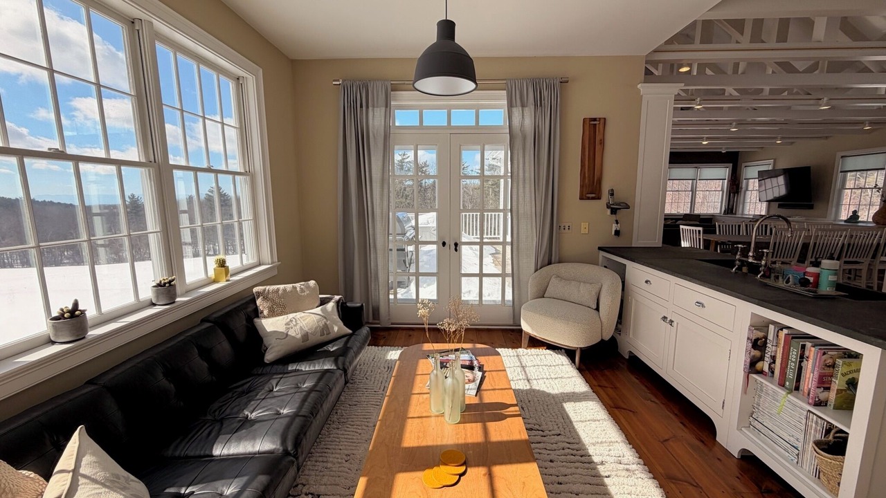 Photo of Livingroom in East Chatham