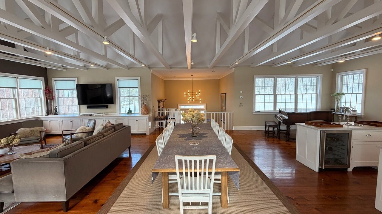 Photo of Livingroom in East Chatham