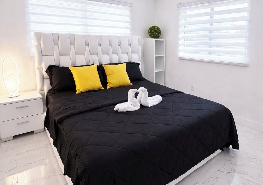 Photo of Bedroom in Pembroke Pines