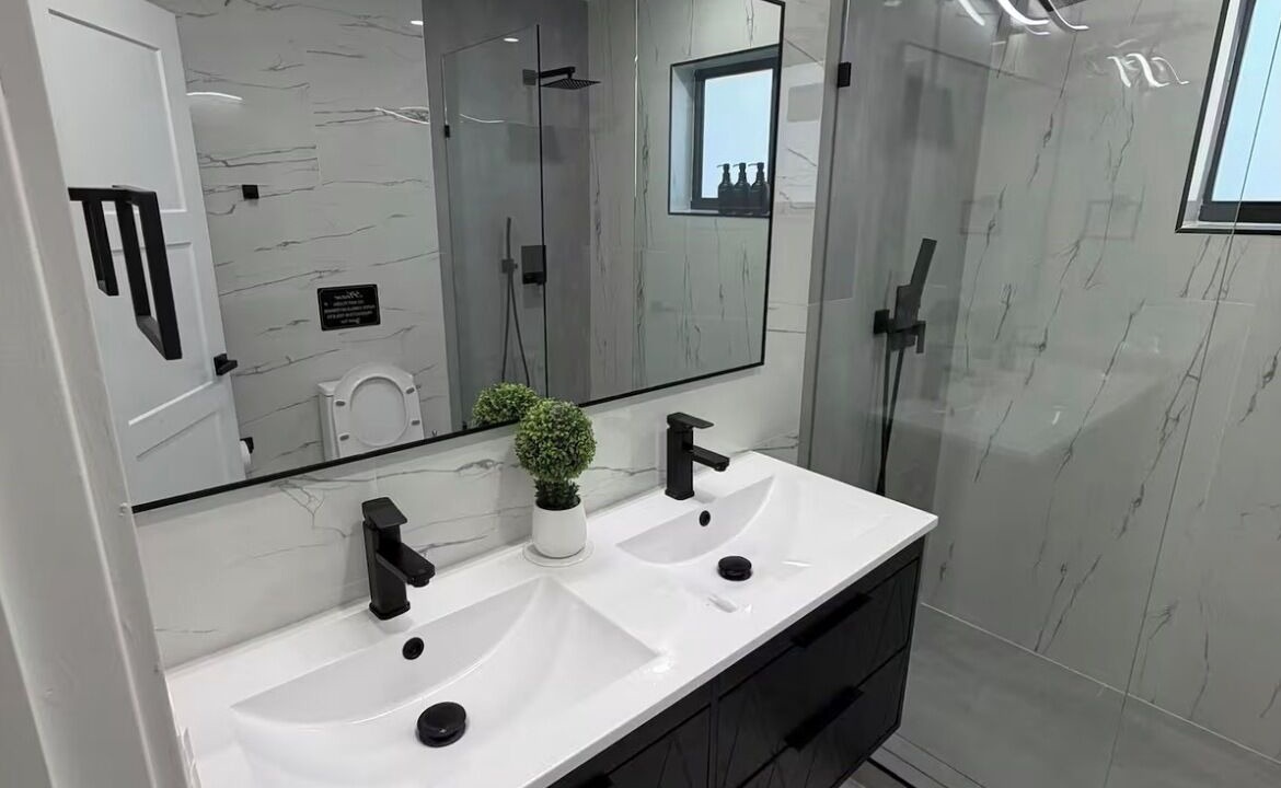 Photo of Bathroom in Pembroke Pines