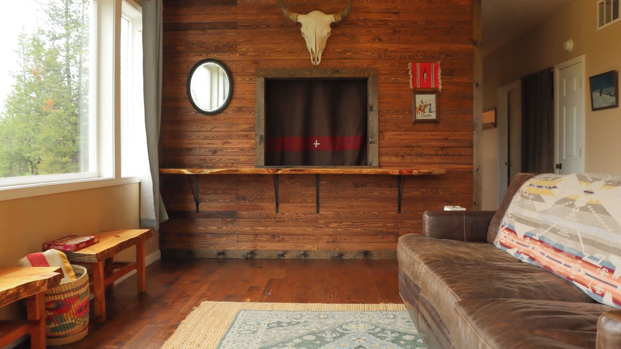 Photo of Livingroom in Polebridge