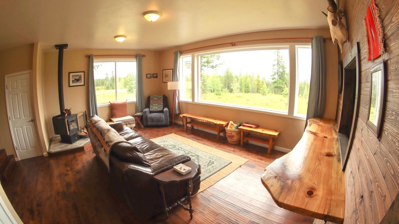 Photo of Livingroom in Polebridge
