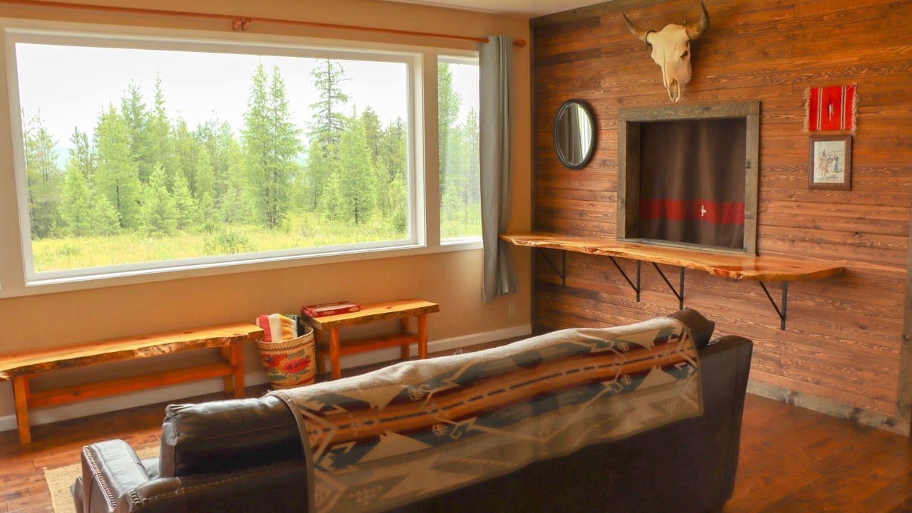 Photo of Livingroom in Polebridge
