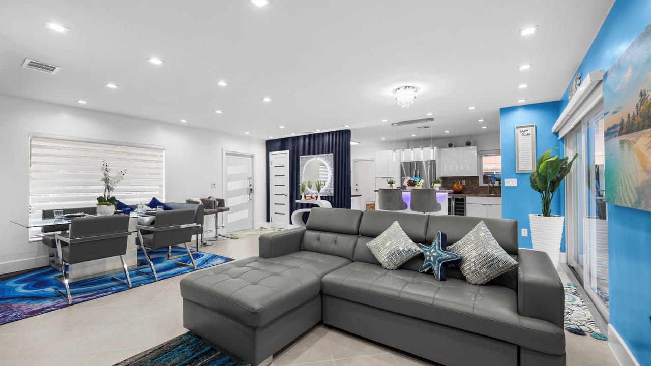 Photo of Livingroom in Miami Gardens