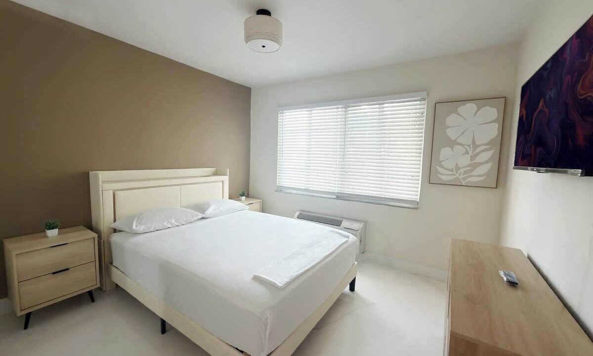 Photo of Bedroom in North Beach