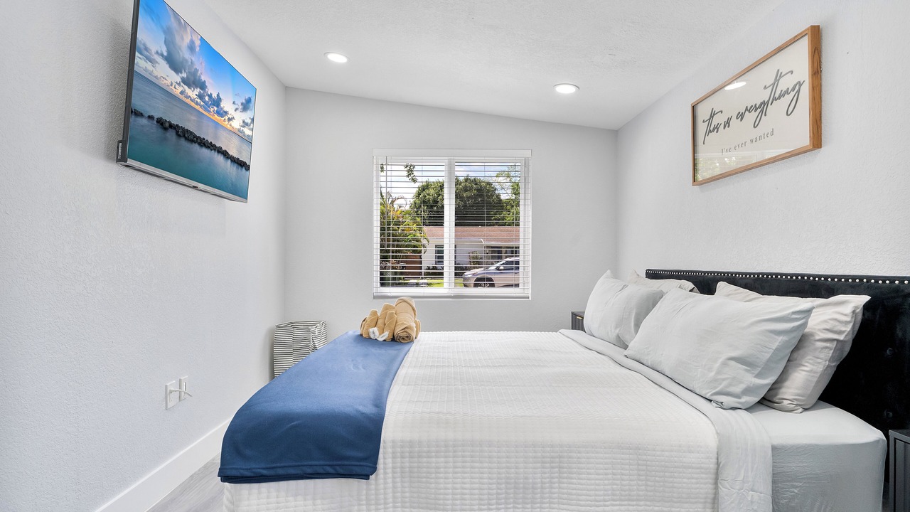 Photo of Bedroom in Central Fort Lauderdale