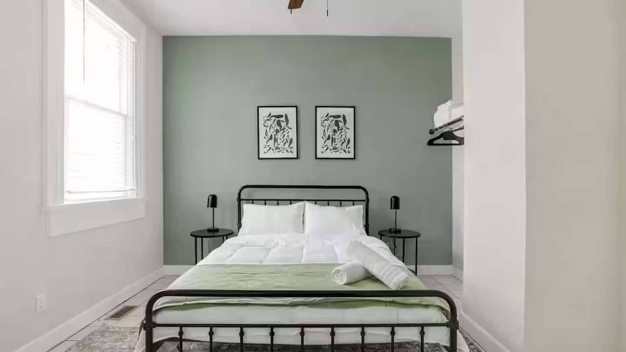 Photo of Bedroom in Monroe Ward