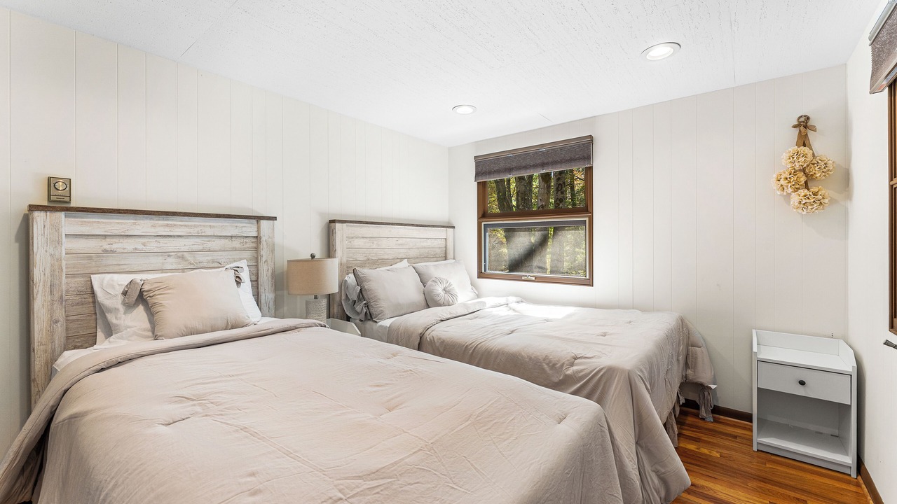 Photo of Bedroom in Pocono Pines