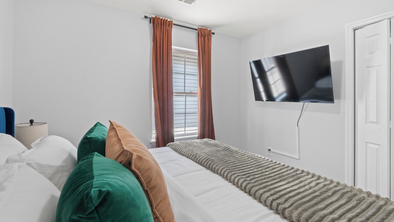 Photo of Bedroom in West Side